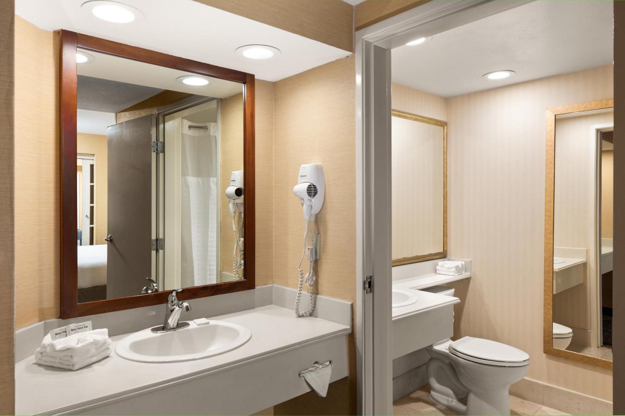 Anaheim Portofino Inn & Suites Luaran gambar