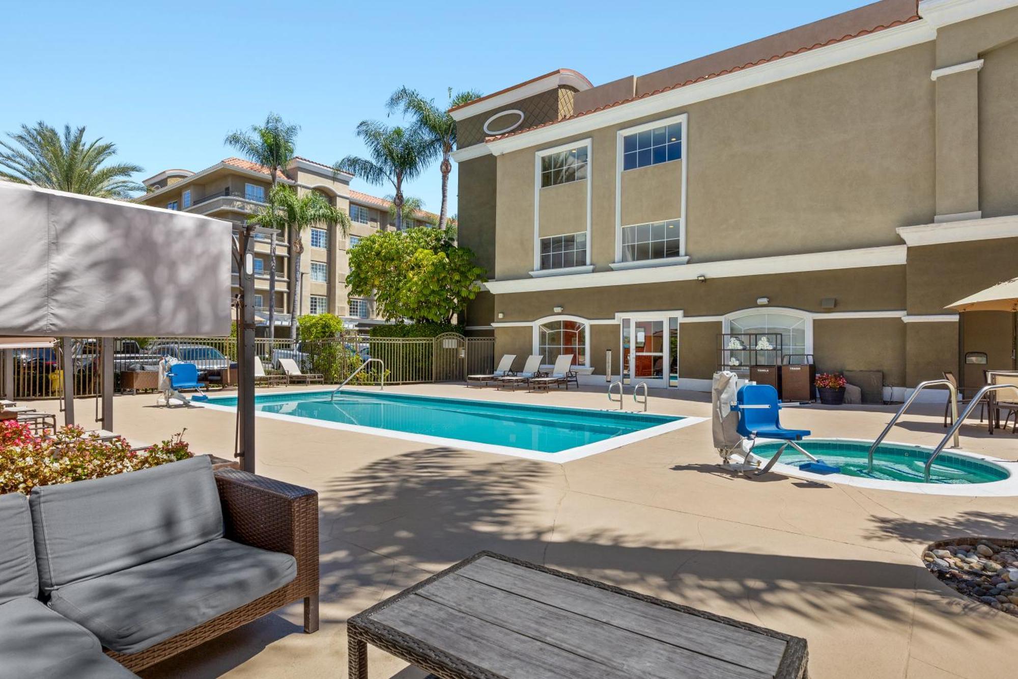 Anaheim Portofino Inn & Suites Luaran gambar